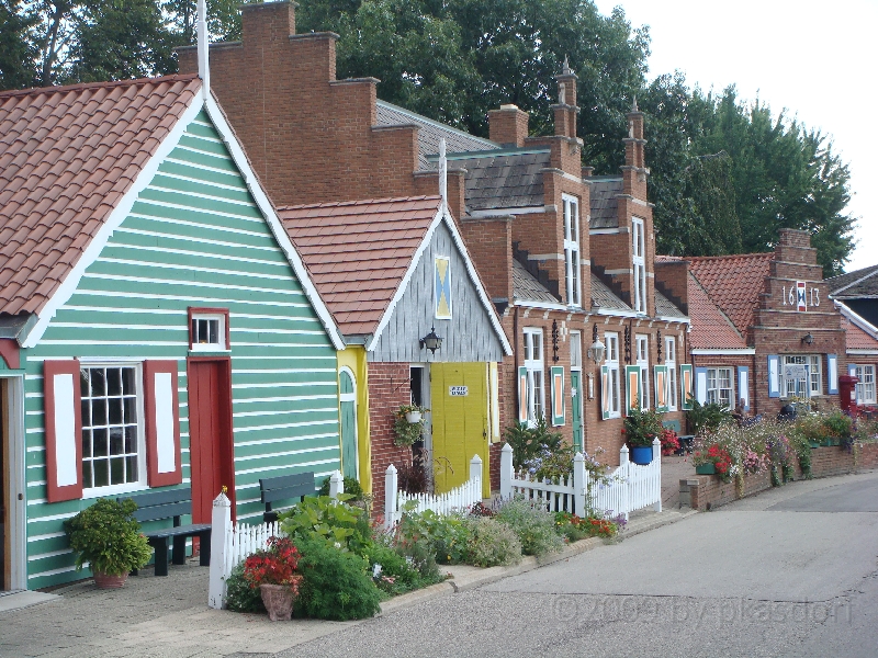 Western Michigan [2009] 520.JPG - Scenes from Windmill Island in Holland, Michigan.